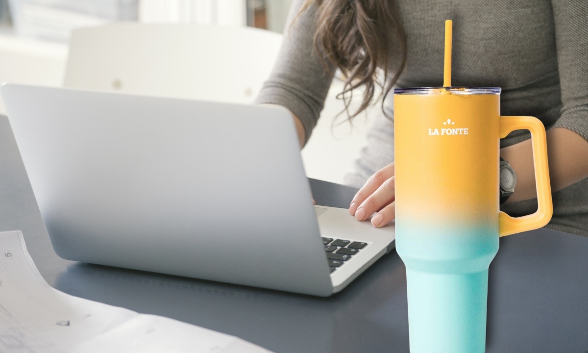 Giữ nhiệt 10–12 giờ Ly giữ nhiệt La Fonte 1200ml giữ nóng hoặc lạnh trong khoảng 10–12 giờ, giúp bạn luôn thưởng thức nước, trà hay cà phê ở nhiệt độ lý tưởng suốt cả ngày. Phù hợp dùng tại văn phòng, đi học, tập luyện hoặc mang theo khi di chuyển.