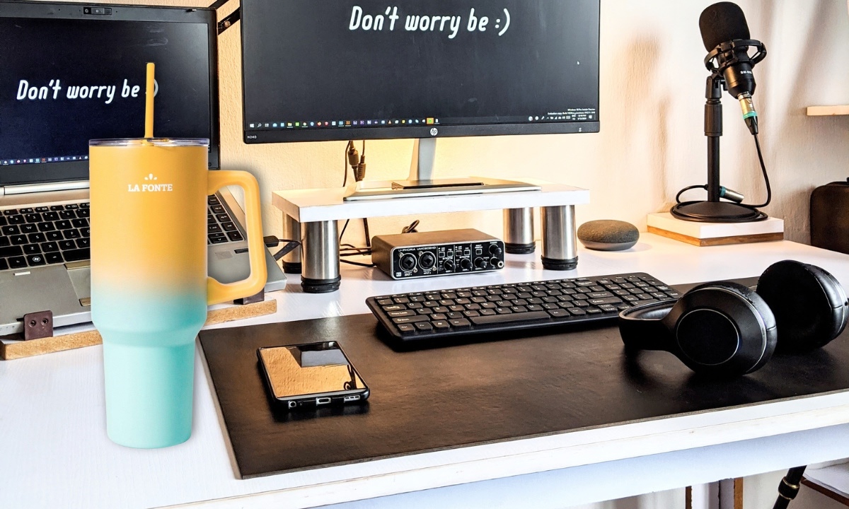 Màu sắc trẻ trung, hiện đại Phiên bản Vàng/Xanh mang đến cảm giác năng động và nổi bật, phù hợp với nhiều phong cách cá nhân khác nhau. Đây sẽ là lựa chọn vừa thời trang vừa thực tế cho nhu cầu sử dụng hằng ngày.