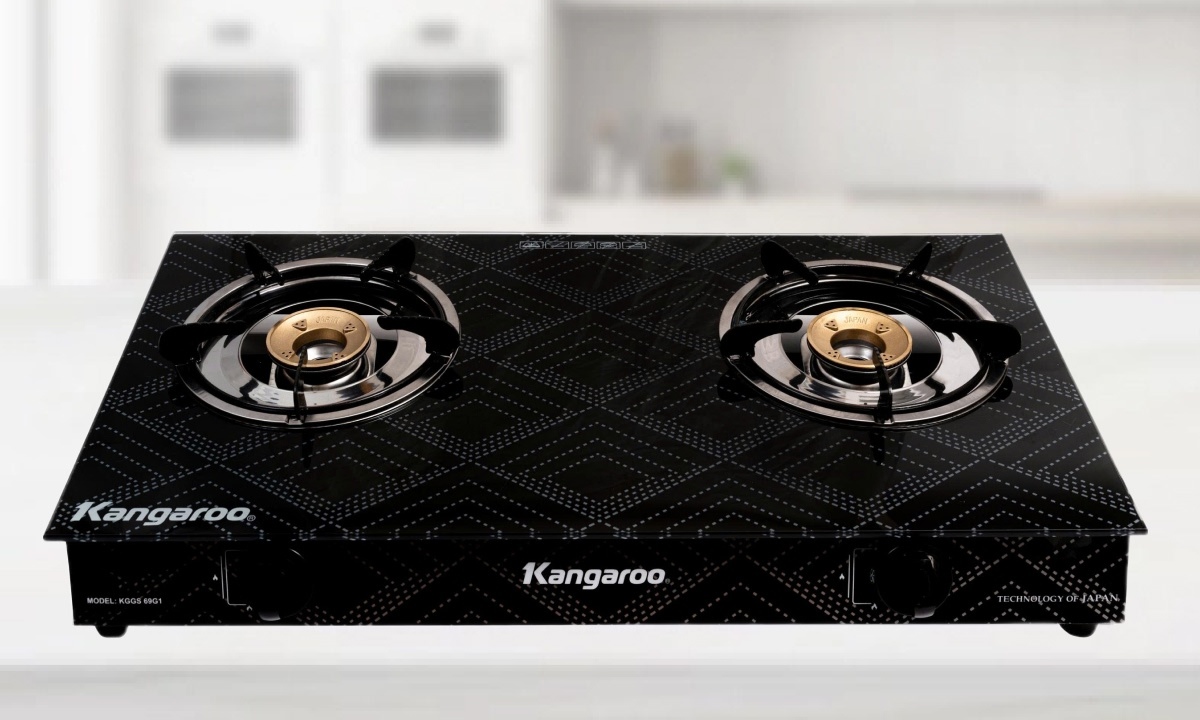 Mặt kính cường lực bền đẹp, dễ vệ sinh