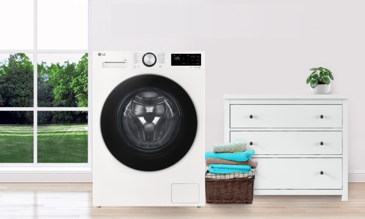Thiết kế hiện đại, tiện nghi sang trọng Sở hữu phong cách tối giản nhưng tinh tế, LG Inverter T2315DX5G mang đến điểm nhấn hiện đại cho không gian giặt giũ. Bảng điều khiển song ngữ Anh – Việt thiết kế nghiêng nhẹ giúp thao tác dễ dàng hơn, cùng nắp kính cường lực trong suốt, chịu lực tốt, cho phép quan sát toàn bộ quá trình giặt bên trong.