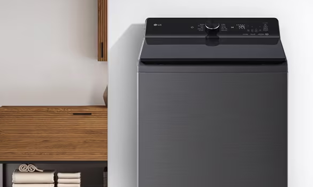 Turbowash – giặt nhanh, sạch sâu, tiết kiệm Với công nghệ TurboWash™, LG T2315DX5G rút ngắn đáng kể thời gian giặt mà vẫn đảm bảo hiệu quả làm sạch vượt trội. Các tia nước áp lực cao kết hợp chuyển động lồng giặt mạnh mẽ giúp đánh bay vết bẩn chỉ trong thời gian ngắn, đồng thời tiết kiệm đến 40% nước và điện năng so với chế độ giặt thông thường.