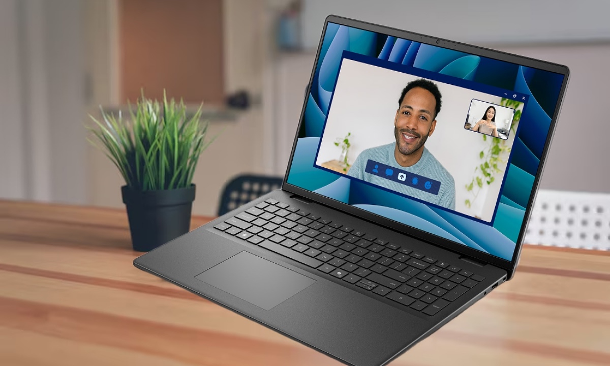 Laptop Dell 16 DC16250-C7U161W11BLU i7-150U/16GB/1TB/Win11 Đen (P131F001)