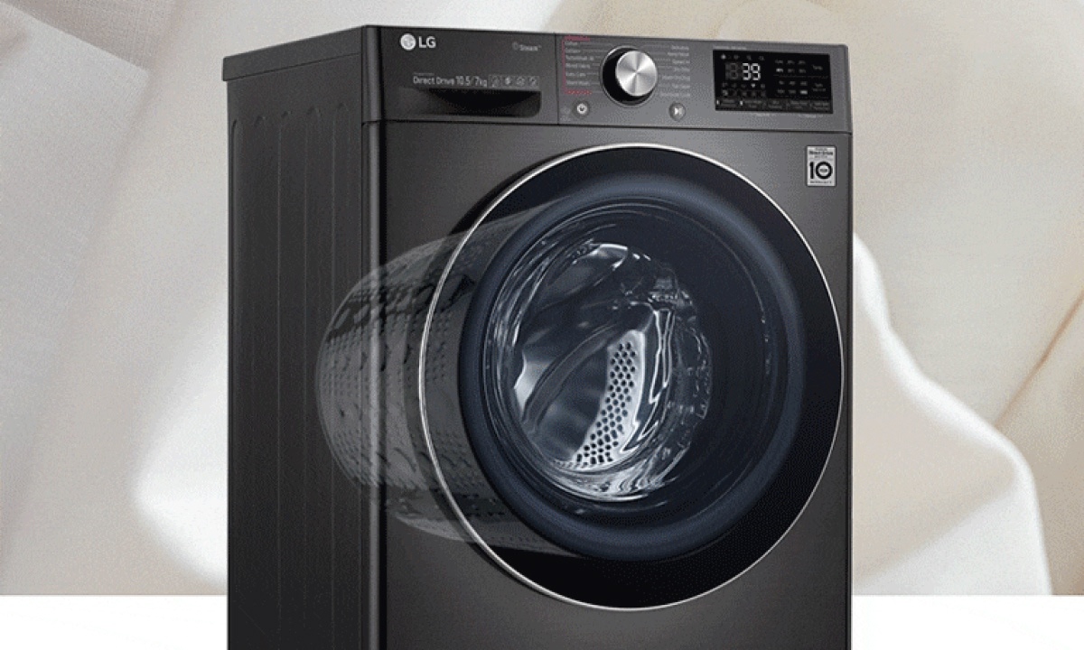 rang bị động cơ truyền động trực tiếp cùng công nghệ Inverter, máy giặt hoạt động ổn định, giảm rung ồn, đồng thời tiết kiệm đáng kể điện năng và nước. Đây là lựa chọn lý tưởng cho gia đình sống trong không gian nhỏ gọn hoặc chung cư.