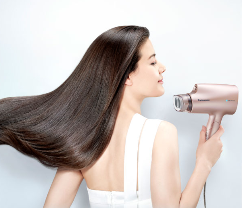 Máy sấy tóc Panasonic EH-NA65-K645