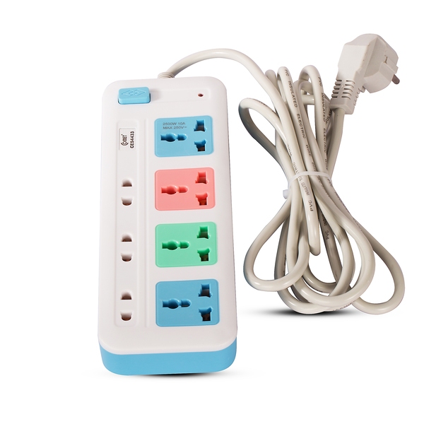 Ổ cắm điện Comet được thiết kế với màu sắc bắt mắt 