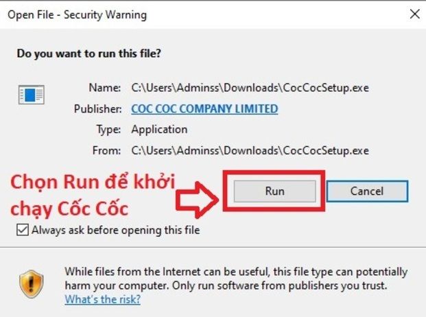 Chọn Run để chạy chương trình