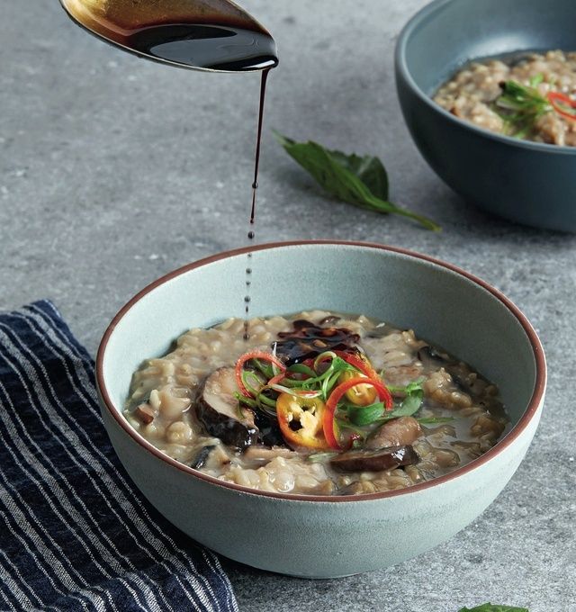 Nấu cháo bằng nồi cơm điện ngon không bị trào