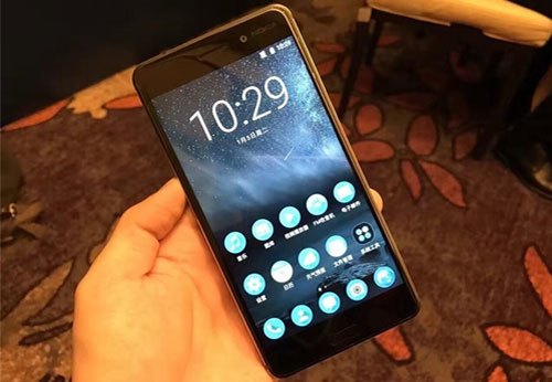 nokia-6-chiec-smartphone-dau-tien-cua-nokia-chay-android-da-xuat-dau-lo-dien-00