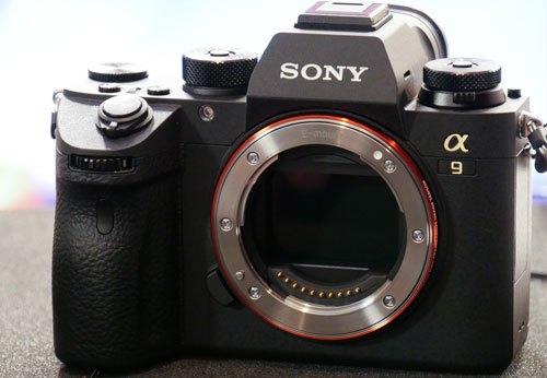 Máy ảnh Sony A9 ra mắt khiến các đối thủ cạnh tranh dè chừng