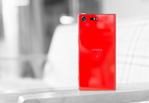 Xperia XZ Premium có màu đỏ