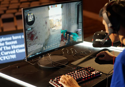 Top 3 màn hình vi tính đáng để bạn tham khảo cho góc làm việc của mình