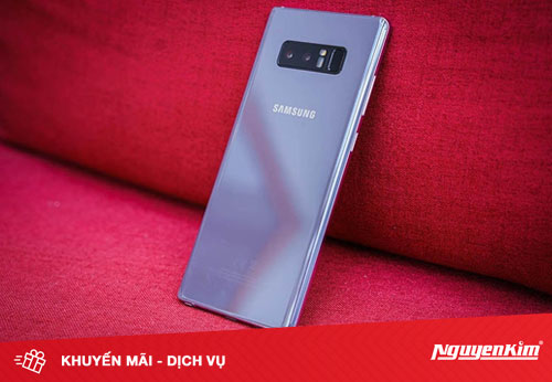 Những phần quà giá trị đang chờ đợi chủ nhân đầu tiên của siêu phẩm Galaxy Note 8 tím khói