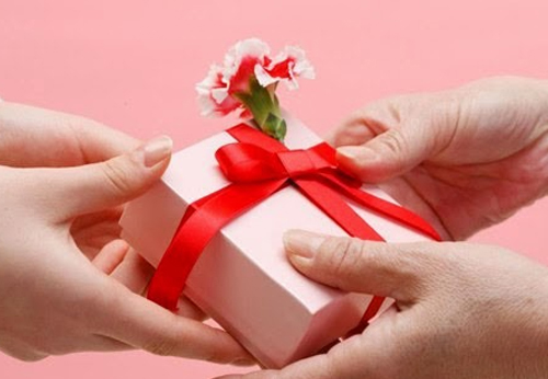 Nhân ngày 8/3, hâm nóng tình cảm vợ chồng với những cách sau