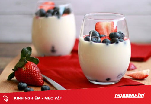 Làm sữa chua tại nhà