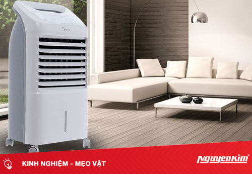 Xua tan nắng nóng như lửa đốt hiệu quả với các mẹo dùng quạt điều hòa