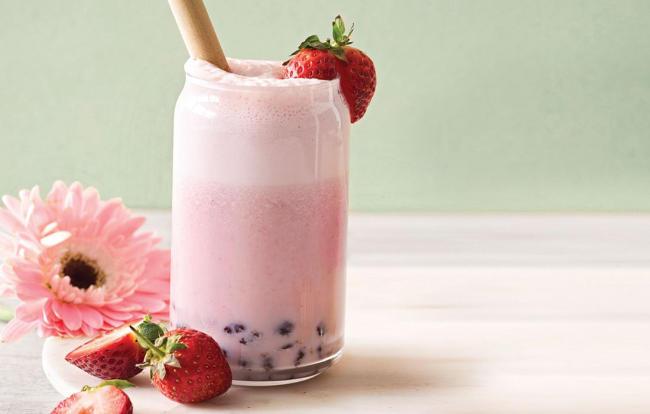 3 Cách Làm Trà Sữa Dâu Mát Lạnh Ngọt Thơm Tại Nhà