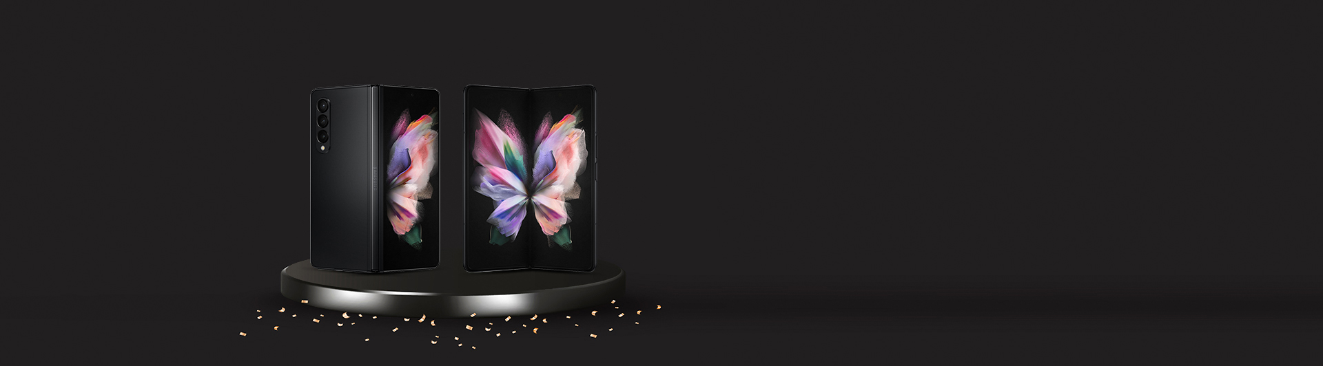 Điện thoại Samsung Galaxy Z Fold 3 256GB Đen máy mở mặt chính diện