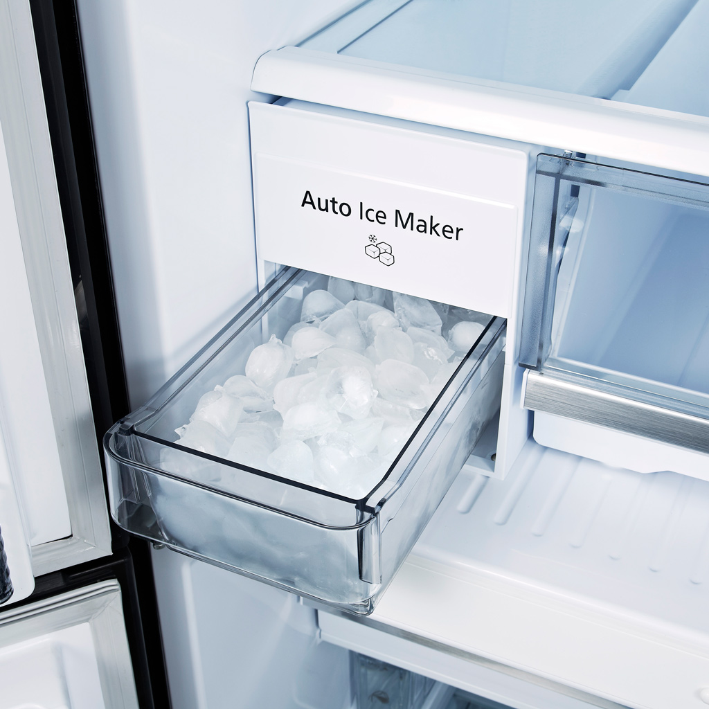 Tủ lạnh Panasonic Inverter 550 lít NR-DZ601YGKV làm đá tự động