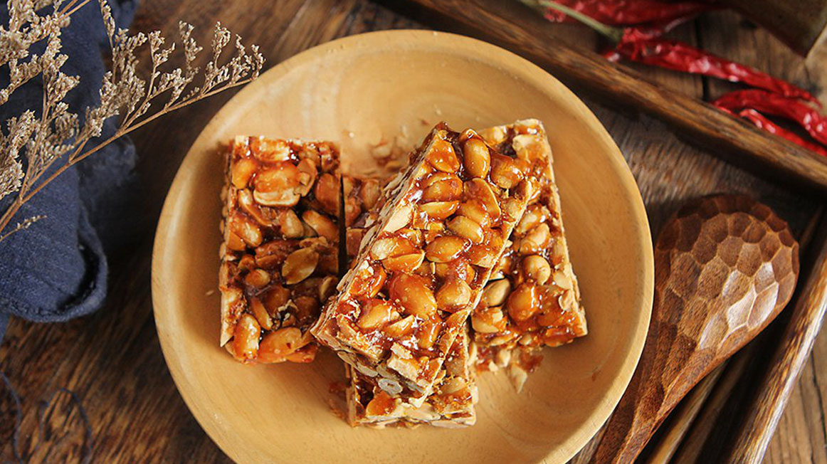 Cách Làm Kẹo Lạc (Kẹo Đậu Phộng) Truyền Thống Giòn Thơm Ngon