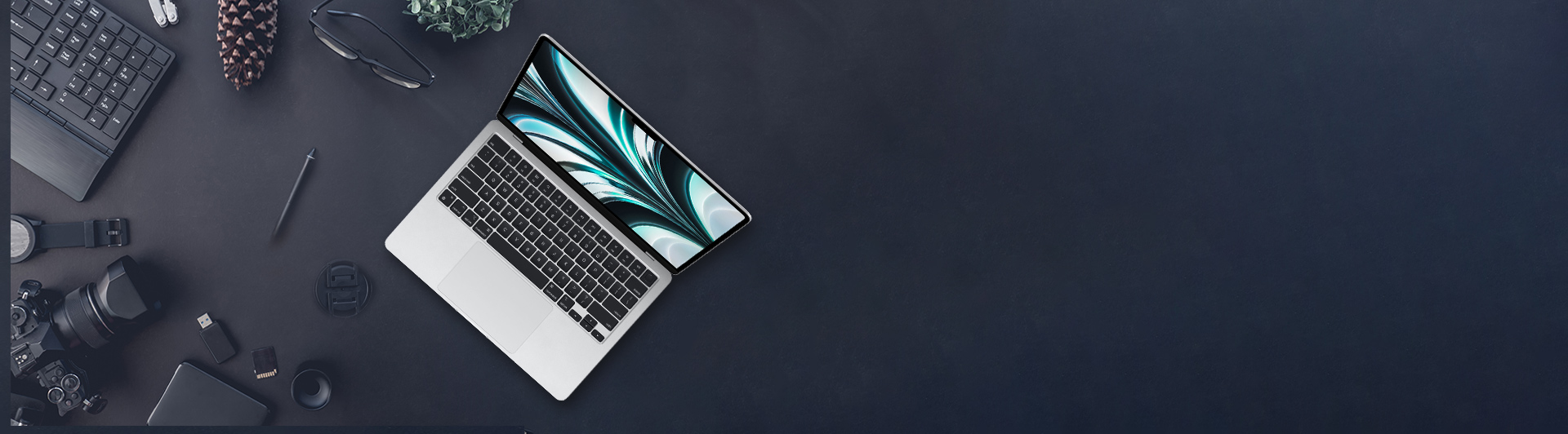 Laptop Macbook M2 2022 13.6 inch 10C MLY03SA/A Bạc bàn phím