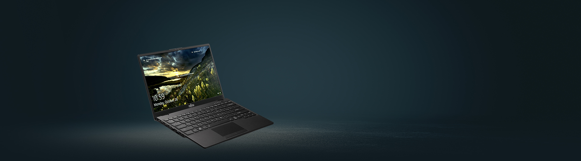 Laptop Fujitsu UH-X-9U13A2 i7-1165G 4ZR1G97610 nghiêng trái