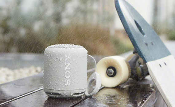 Loa không dây Sony SRS-XB10/WC E chống tia nước 