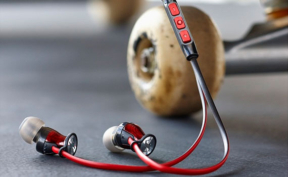 Tai nghe Sennheiser Momentum M2 IEG Black Chome tích hợp micro