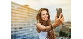 Selfie Là Gì? 10 Mẹo Chụp Ảnh Selfie Đẹp Từ Các Vlogger