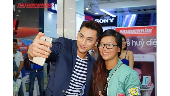 Samsung_Galaxy_J7_Prime_Isaac_(45)