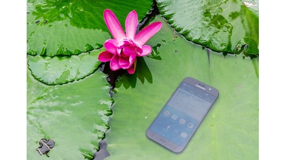 chong-nuoc-u-nay-da-la-chuyen-nho-voi-samsung-galaxy-a-2017-00