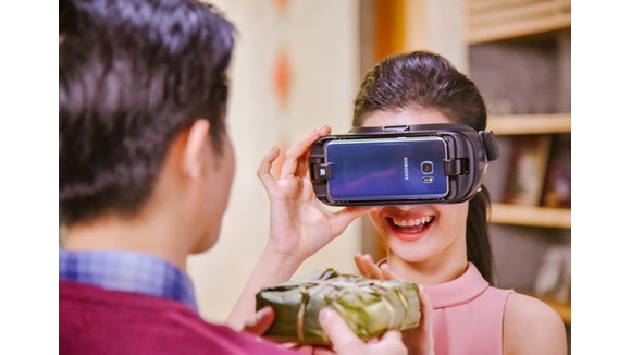 cung-sao-viet-cam-nhan-khoanh-khac-tet-qua-cac-san-pham-cong-nghe-00