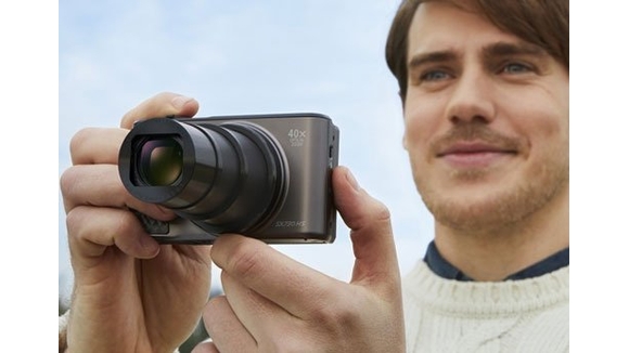 Canon giới thiệu máy ảnh compact siêu zoom PowerShot SX730 HS với khả năng zoom quang lên đến 40x