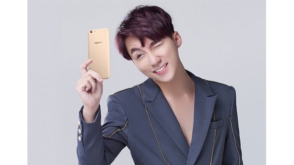 OPPO F3 mở ra kỷ nguyên selfie góc rộng