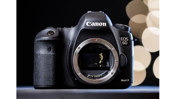 Máy ảnh Canon EOS 6D sắp chào đón "người anh em" phiên bản nâng cấp vào tháng 7 tới