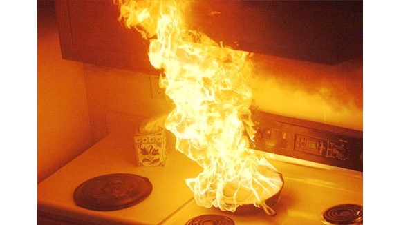 Nhiễm độc khi nướng thức ăn bằng bếp gas