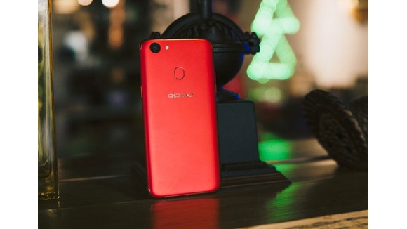 Trên tay OPPO F5 RAM 6GB