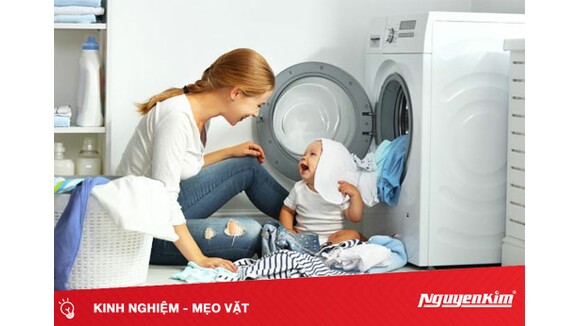 Cho bao nhiêu quần áo vào máy giặt là phù hợp với khối lượng thiết bị?