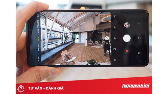 Những tính năng đỉnh cao trên Galaxy A9 2018