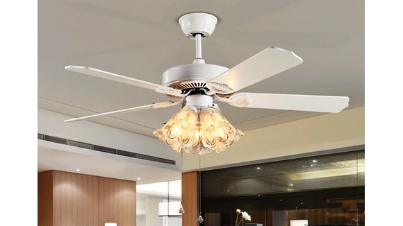 Tại sao quạt trần vẫn rất được ưa chuộng giữa "rừng" thiết bị làm mát hiện đại?