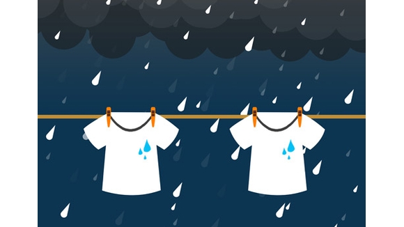 Sinh viên làm gì để khô quần áo khi thời tiết luôn ẩm ướt như vậy?