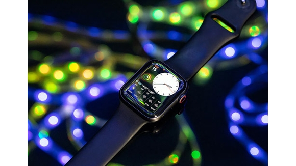 Apple Watch Series 5 trở lại cuộc đua với phiên bản Titan