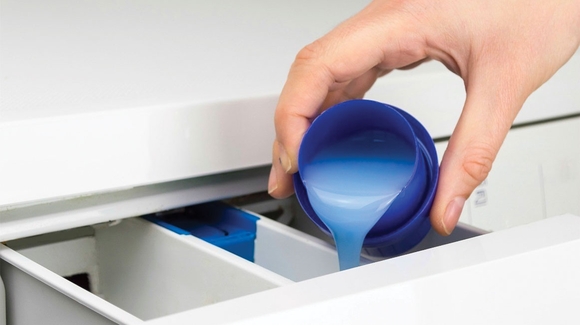 Giải mã lí do quần áo không thơm mùi nước xả vải khi dùng máy giặt