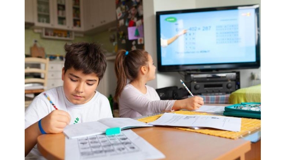 13 Cách Kết Nối Điện Thoại Với Tivi Để Học Online Đơn Giản Nhất