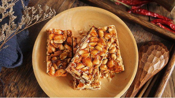 Cách Làm Kẹo Lạc (Kẹo Đậu Phộng) Truyền Thống Giòn Thơm Ngon