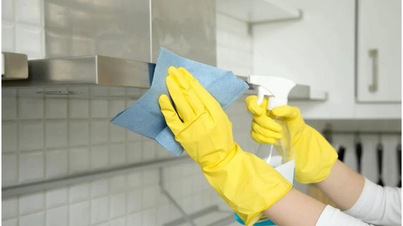 Chi tiết các bước vệ sinh máy hút mùi nhà bếp đúng cách, hiệu quả