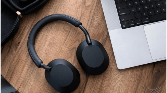 Những tai nghe chống ồn tốt nhất năm 2023