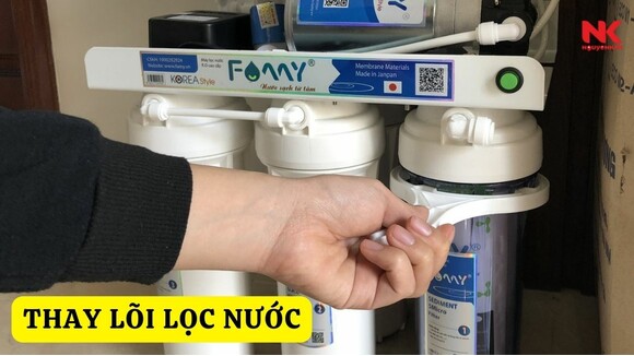 thay-loi-loc-nuoc
