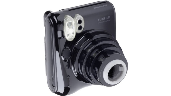 may-fuji-instax-50s-den-1