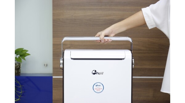 Công suất hút ẩm 35 lít/ngày và 22 lít/ngày đảm bảo không gian khô thoáng và sạch khuẩn