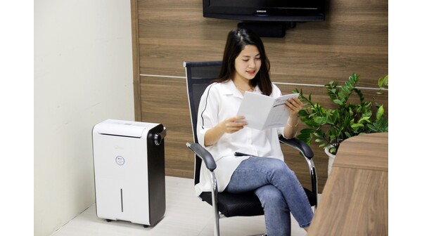 Công suất hút ẩm 35 lít/ngày và 22 lít/ngày đảm bảo không gian khô thoáng và sạch khuẩn